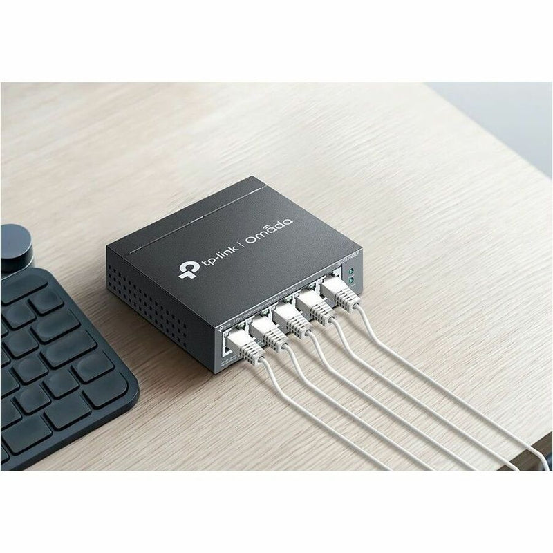 TP-Link Omada 5-Port Gigabit Easy Managed Switch with 4-Port PoE+