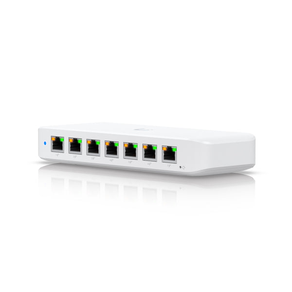 Ubiquiti UniFi Ultra 210-watt 8-port GbE PoE Switch - White