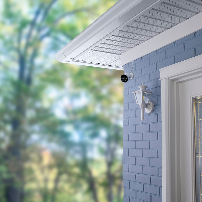 Lorex 4K Spotlight Indoor/Outdoor Wi-Fi 6 Security Camera with Smart Security Lighting - White